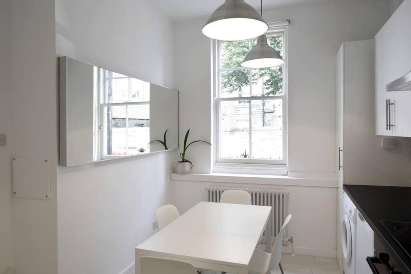 Beautiful Scandi-Inspired One Bed In Stockbridge Edimburgo Exterior foto